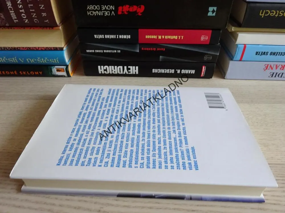 MALÝ VELKÝ LHÁŘ, CURVEBALL, BOB DROGIN, **an