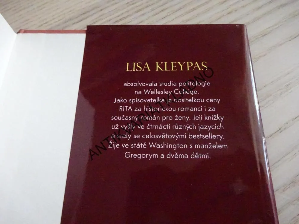 ĎÁBLOVA DCERA, LISA KLEYPAS, **an