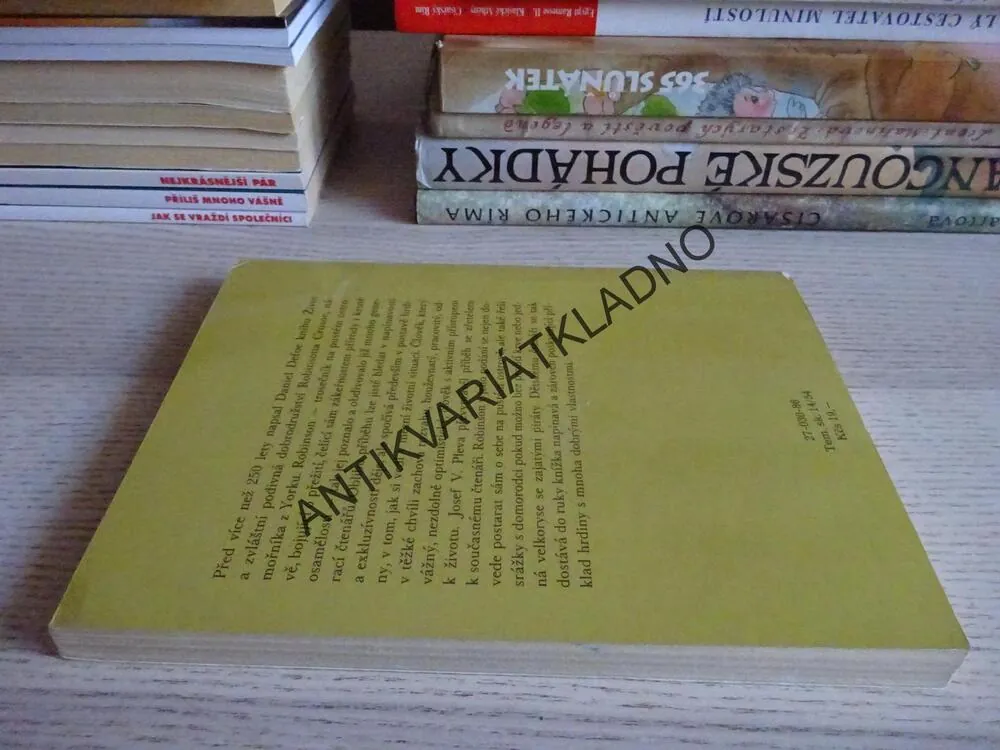 ROBINSON CRUSOE, DANIEL DEFOE, J. V. PLEVA, **an