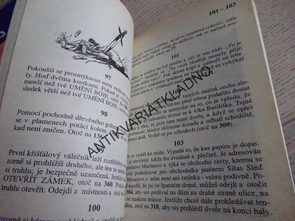 PŮLNOČNÍ LUPIČ, STEVE JACKSON, IAN LIVINGSTONE, **an