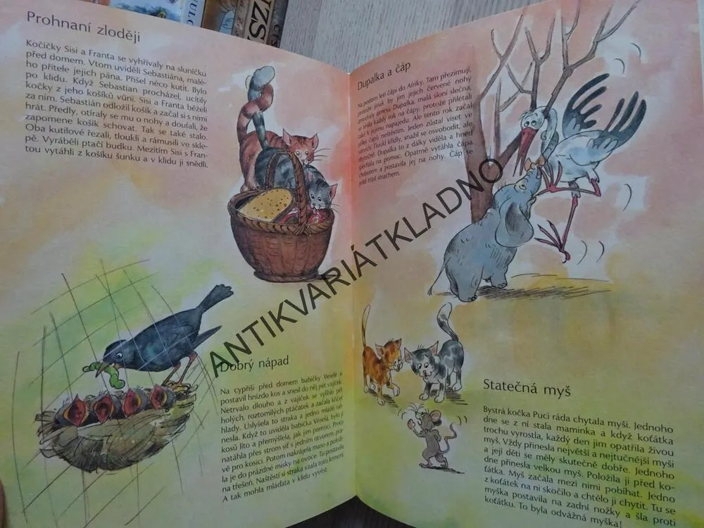 365 POHÁDEK O ZVÍŘÁTKÁCH, **an