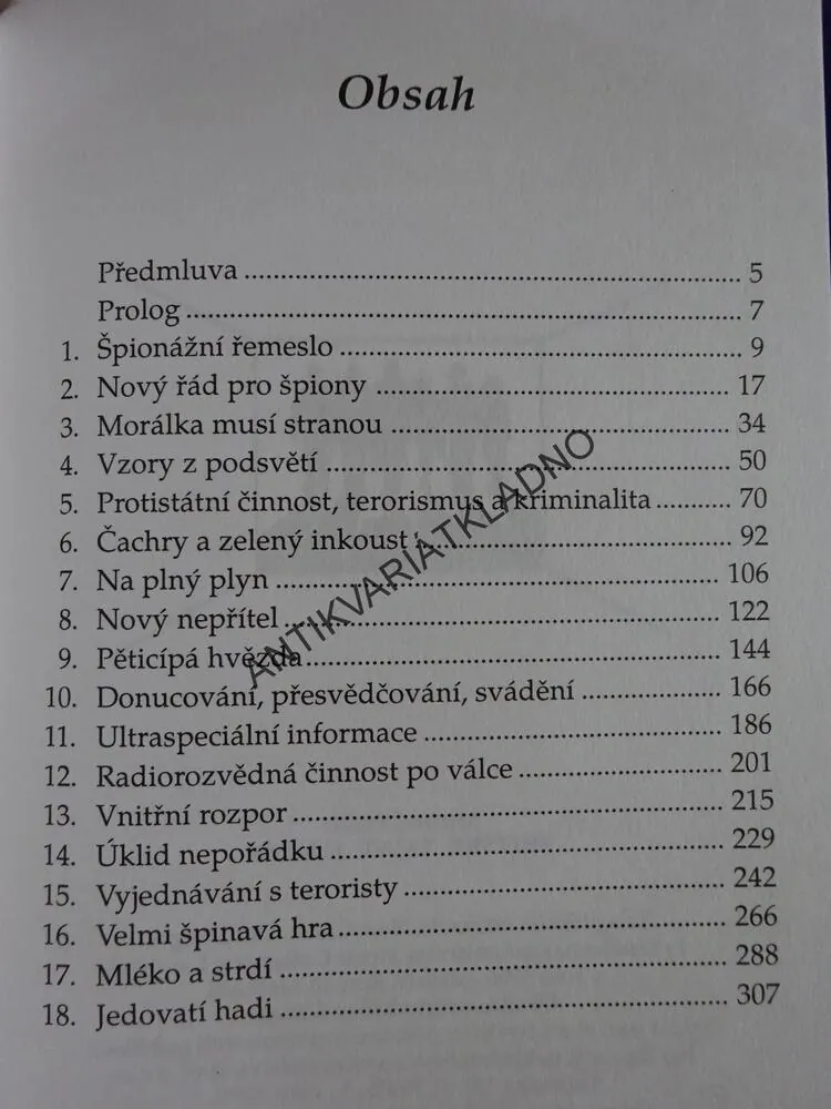 BRITSKÉ TAJNÉ SLUŽBY, MICHAEL SMITH, **an
