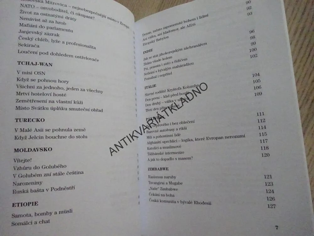 ZÁPISKY Z VÁLEK A KATASTROF, ROBERT MIKOLÁŠ, **an