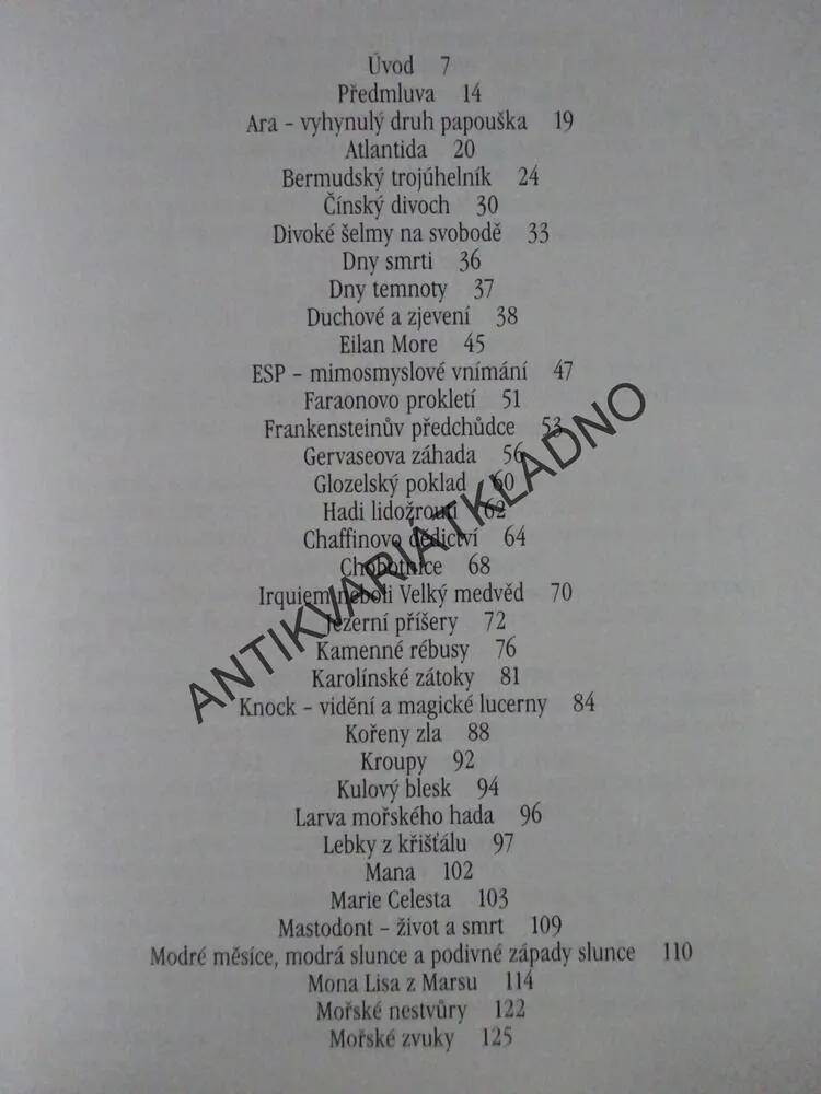 SVĚT ZÁHAD ARTHURA C. CLARKA, A-Z OD ATLANTIDY K ZOMBIE, SIMON WELFARE, JOHN FAIRLEY, **an