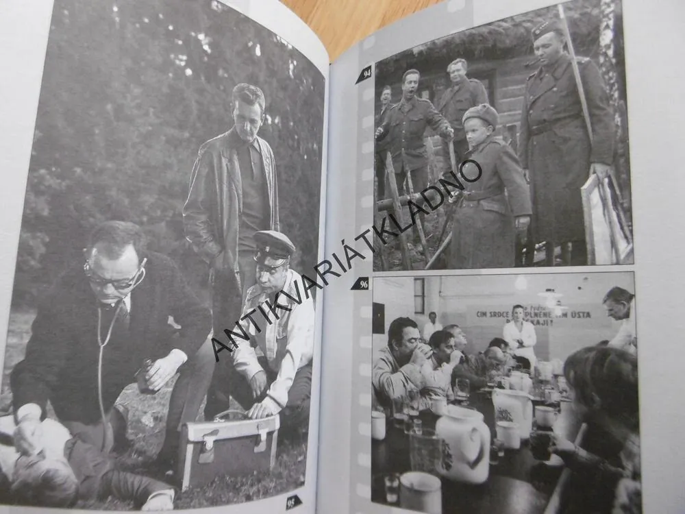 ČESKÉ FILMOVÉ NEBE, FILM, HERCI, MALÉ ALBUM VELKÝCH HERCŮ,TAUSSIG, **an