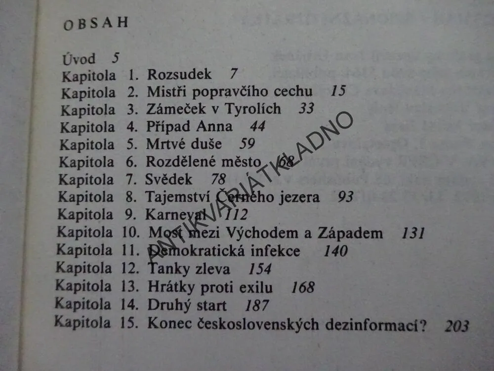 ŠPIONÁŽNÍ OPRÁTKY, LADISLAV BITTMAN, **an