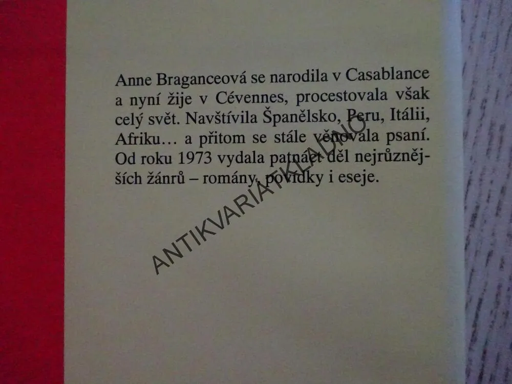 MATA HARI, ANNE BRAGANCEOVÁ, **an