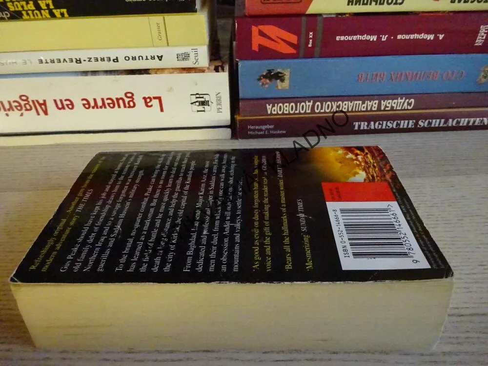 HOLDING THE ZERO, GERALD SEYMOUR, **an