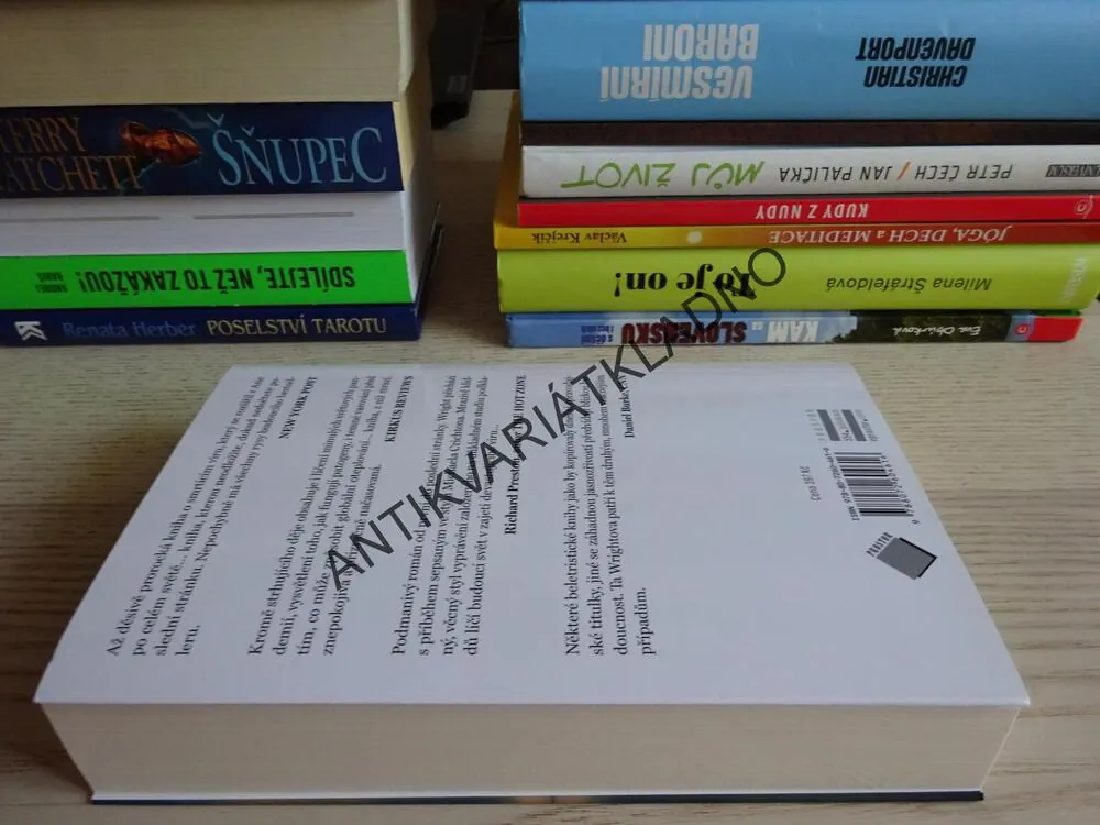 NA KONCI ŘÍJNA, LAWRENCE WRIGHT, **an