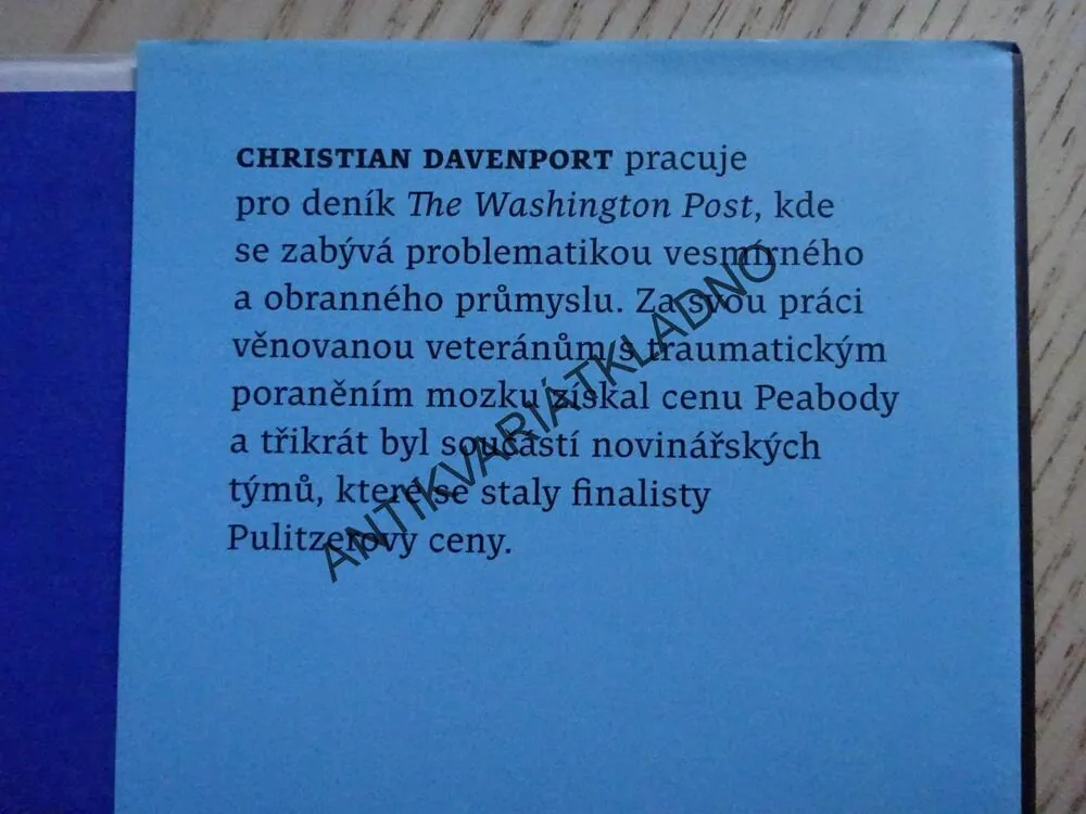 VESMÍRNÍ BARONI, CHRISTIAN DAVENPORT, **an