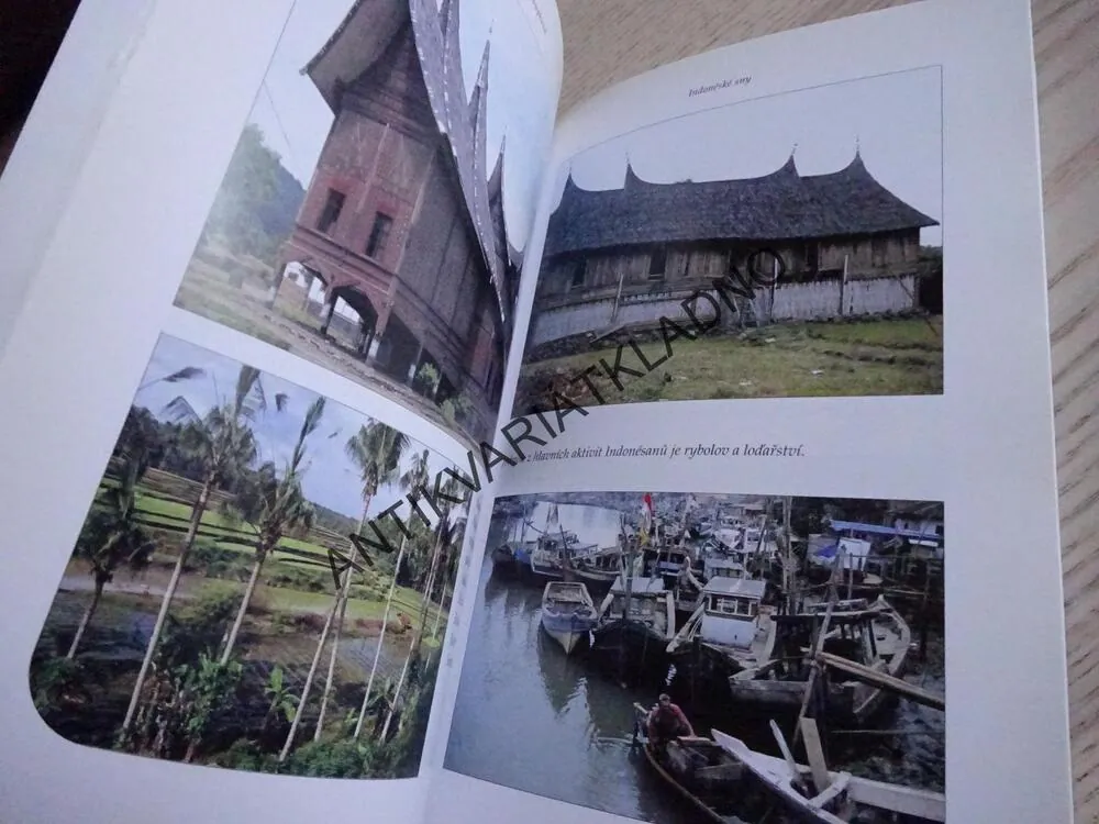 INDONÉSKÉ SNY, JANA CHALOUPKOVÁ, **an