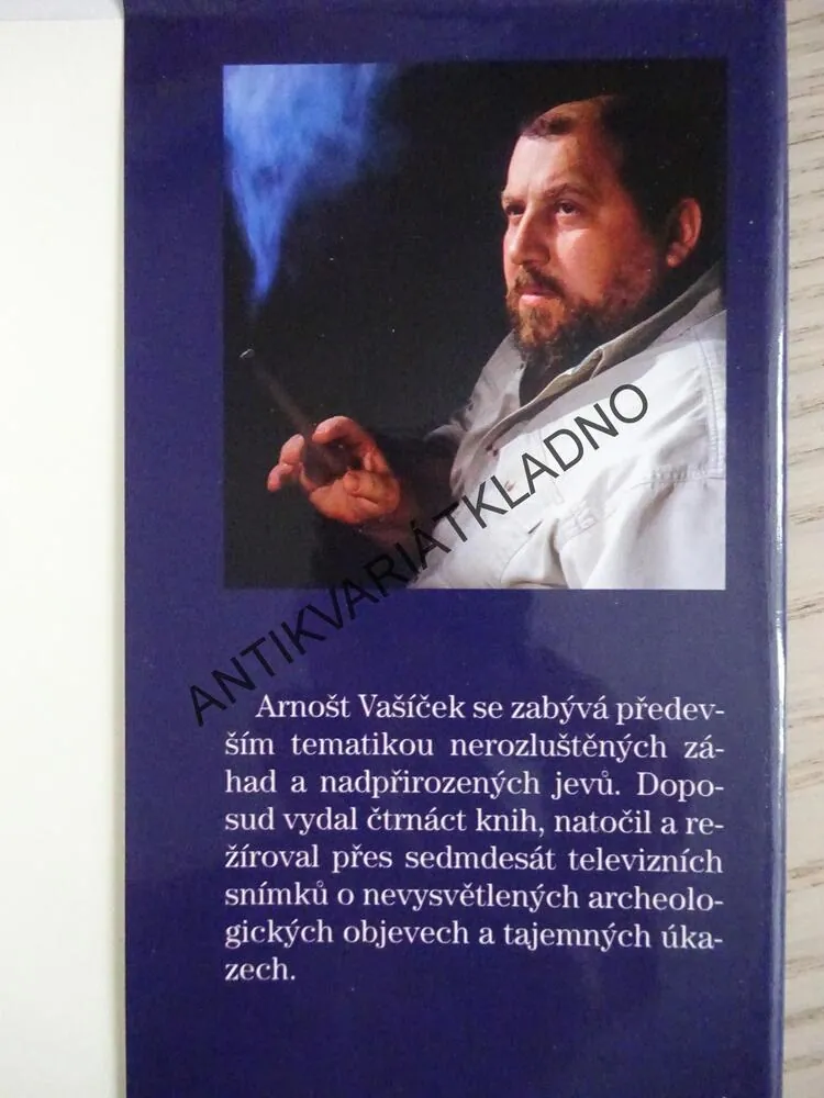 STRÁŽCE DUŠÍ, ARNOŠT VAŠÍČEK, **an