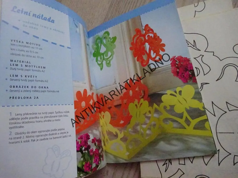 FILIGRÁNOVÉ DEKORACE, **an