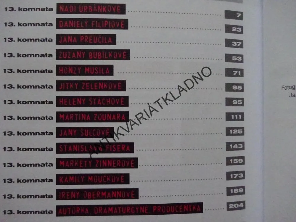 13. KOMNATA OSUDŮ SLAVNÝCH, **an