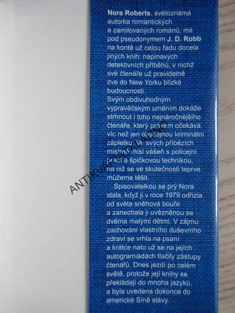 SMRTÍCÍ KLON, J.D ROBB, NORA ROBERTS, **an