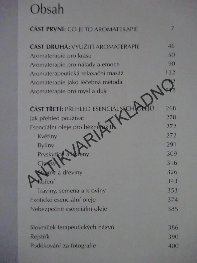 AROMATERAPIE OD A DO Z, GILL FARRER-HALLSOVÁ, **an