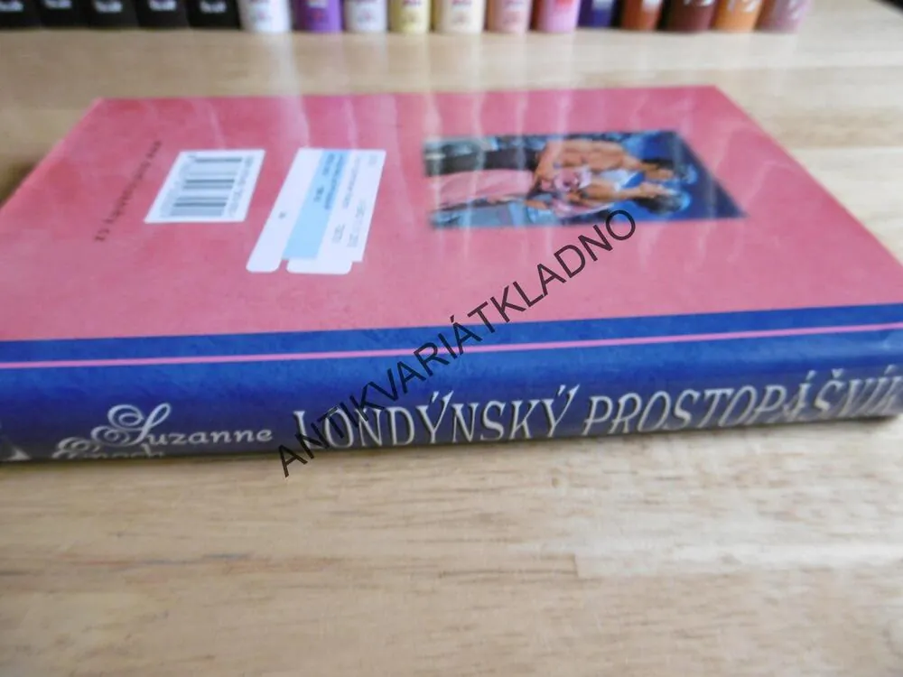 LONDÝNSKÝ PROSTOPÁŠNÍK, SUZANNE ENOCH,