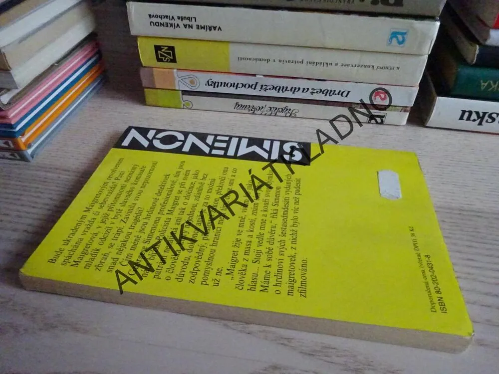 MAIGRETŮV REVOLVER, GEORGES SIMENON, **an
