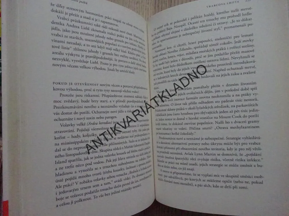 GENIALITA PTÁKŮ, JENNIFER ACKERMANOVÁ, **an