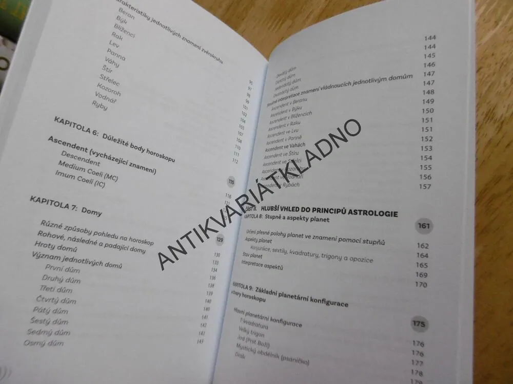 ASTROLOGIE, PRŮVODCE OSOBNÍM HOROSKOPEM, BOLAND