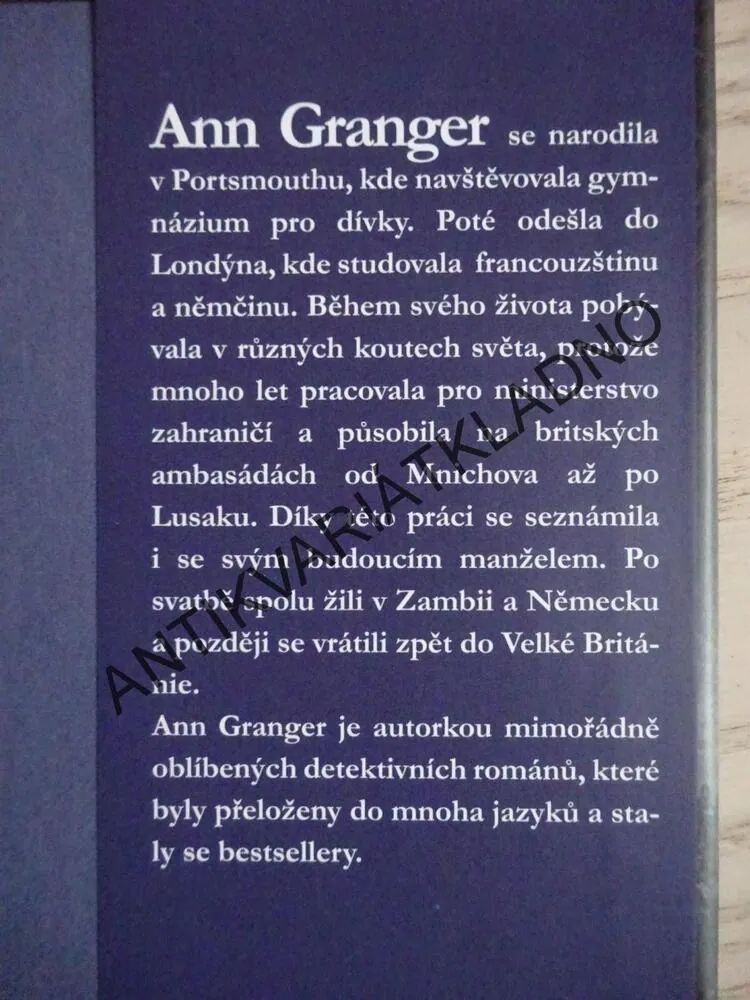 MRTVÁ VE VODĚ, ANN GRANGER, **an