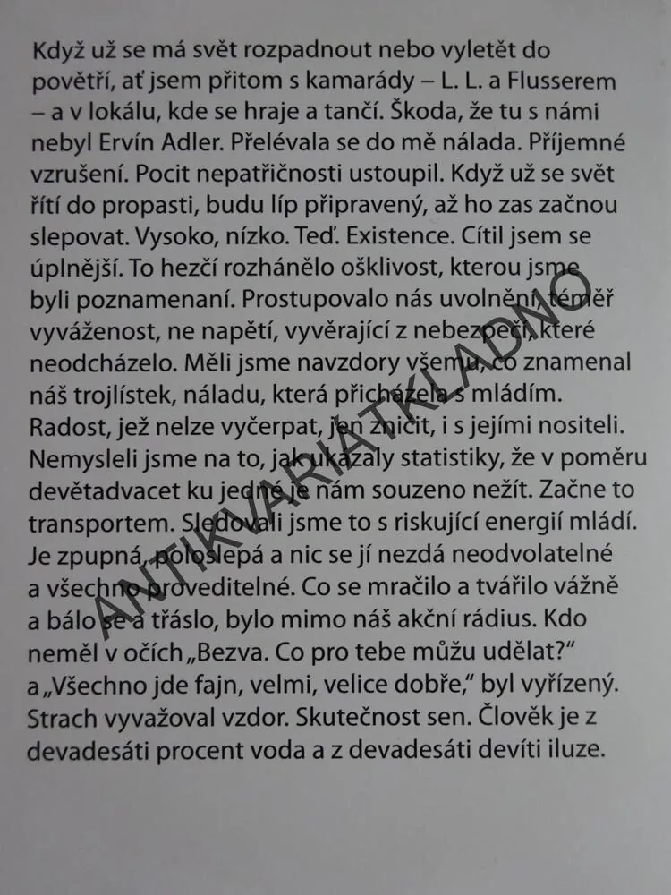 KAMARÁDI, ARNOŠT LUSTIG, **an