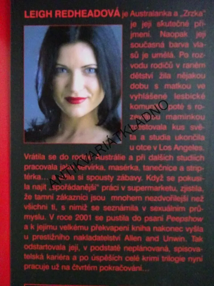 PEEPSHOW, LEIGH REDHEADOVÁ, **an