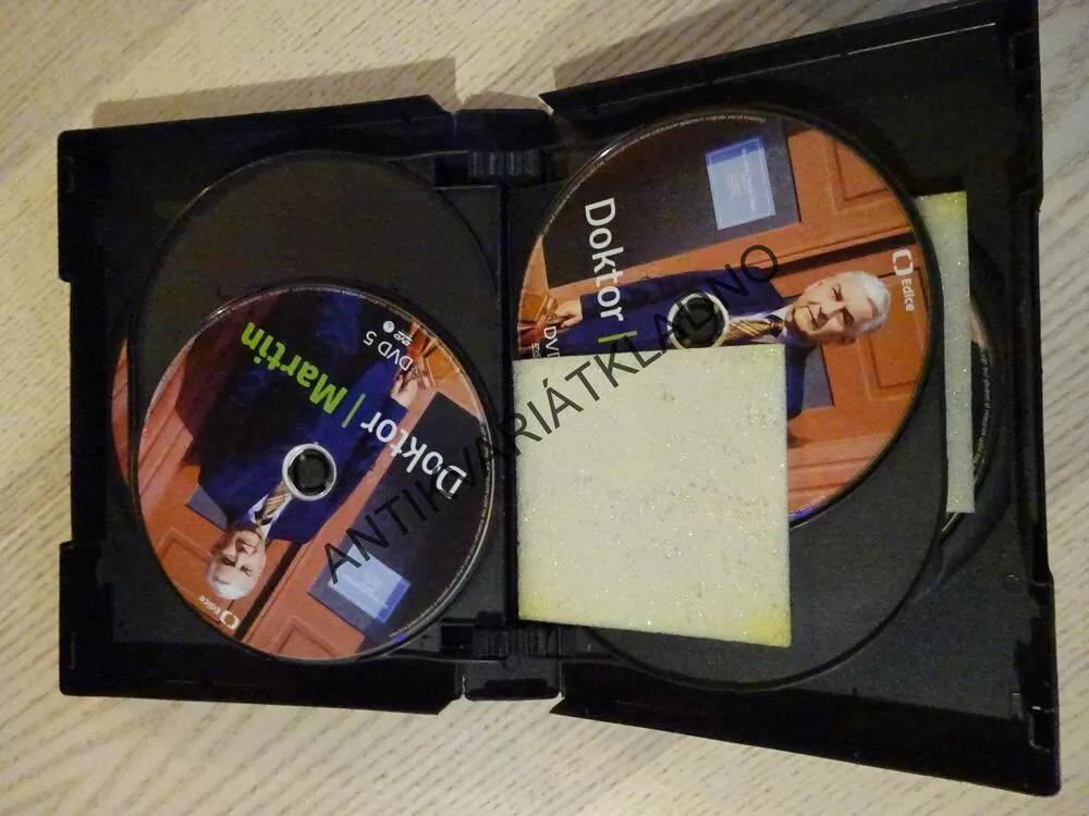 DOKTOR MARTIN, DVD FILM ČR, 8 DVD