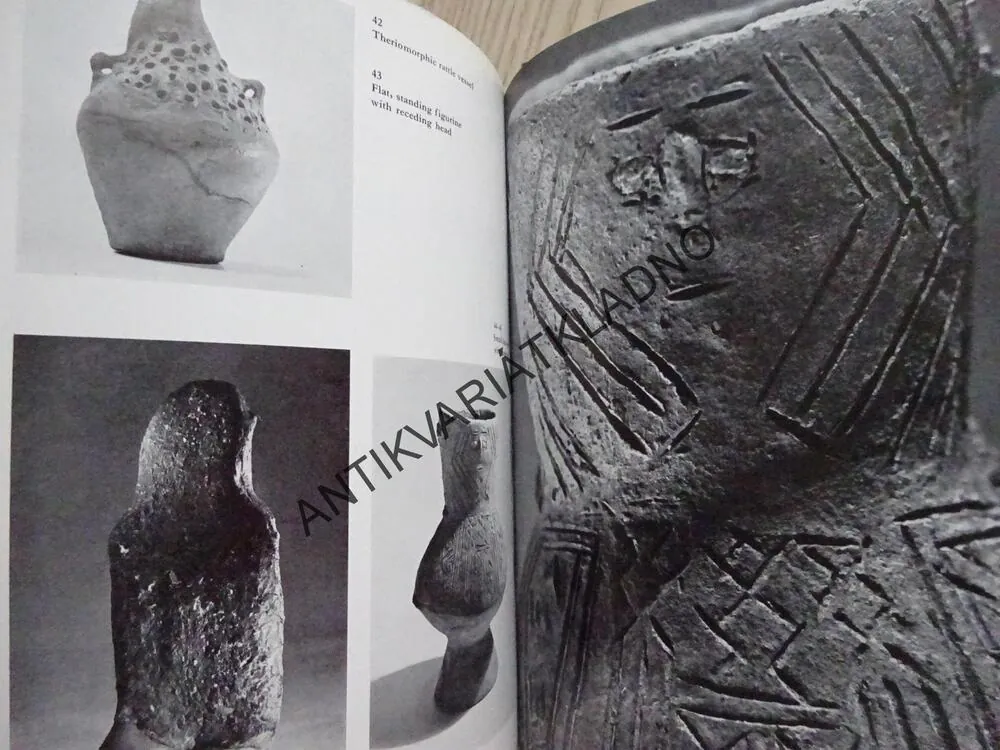 CLAY GODS, NÁNDOR KALICZ, **an