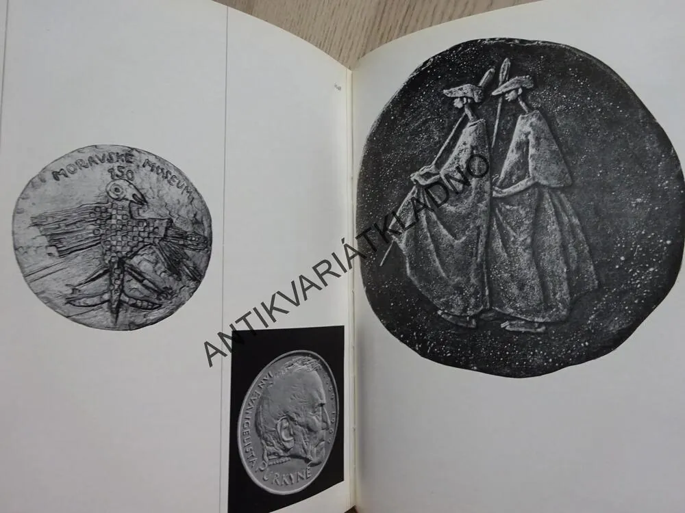 MEZINÁRODNÍ VÝSTAVA SOUČASNÉ MEDAILE, **an