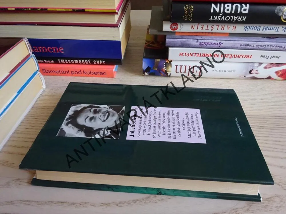 MARIANNA A JASON Z ŠIRÝCH MOŘÍ, JULIETTE BENZONI, **an