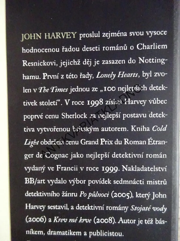 POPEL A KOSTI, JOHN HARVEY, **an