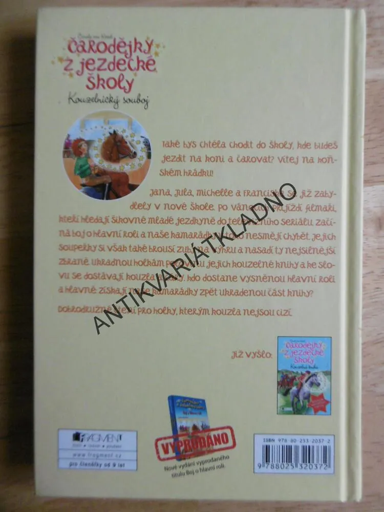 ČARODĚJKY Z JEZDECKÉ ŠKOLY, KOUZELNICKÝ SOUBOJ, CAROLA VON KESSEL, **an