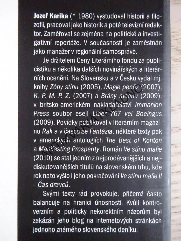 VE STÍNU MAFIE, JOZEF KARIKA, **an