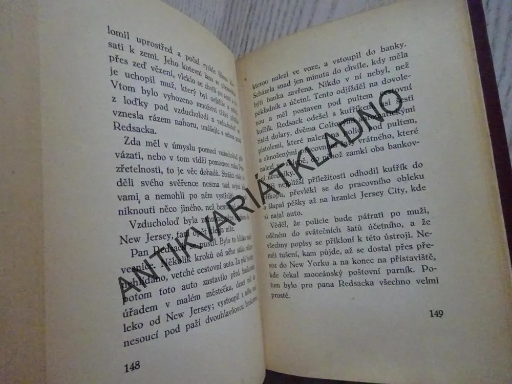 SKLENĚNÝ TRESOR, EDGAR WALLACE, **an