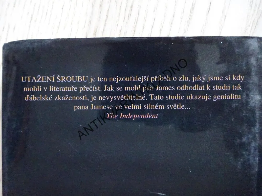 UTAŽENÍ ŠROUBU, HENRY JAMES, **an