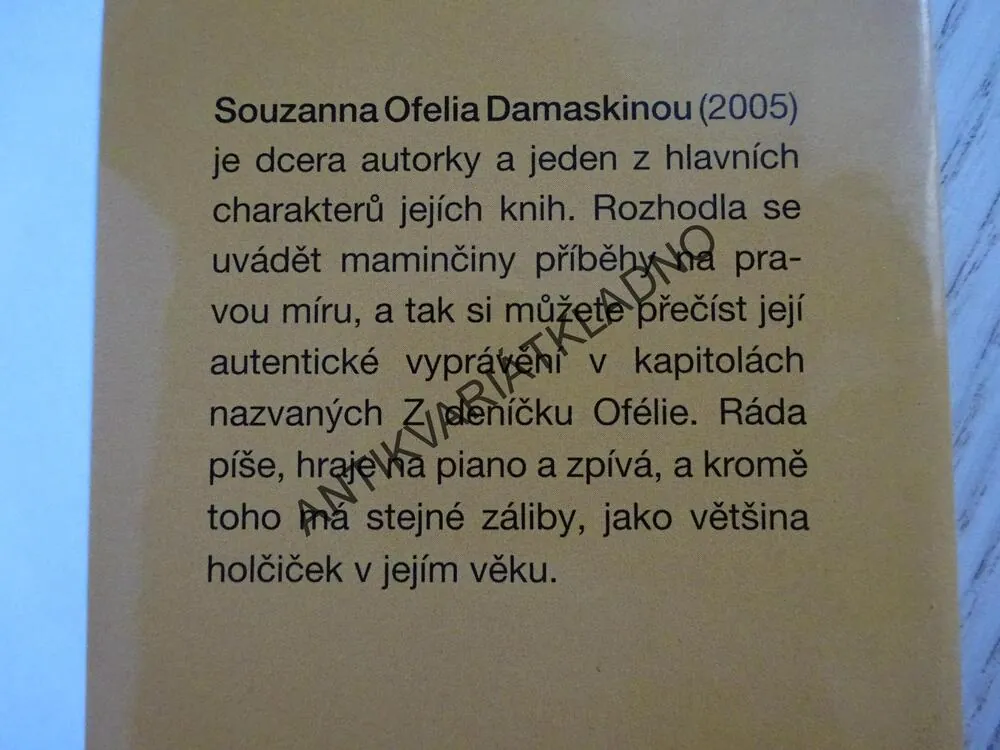 PŘÍBĚHY Z KORFSKÝCH ULIČEK, PAVLA SMETANOVÁ, SOUZANNA OFELIA DAMASKINOU, **an