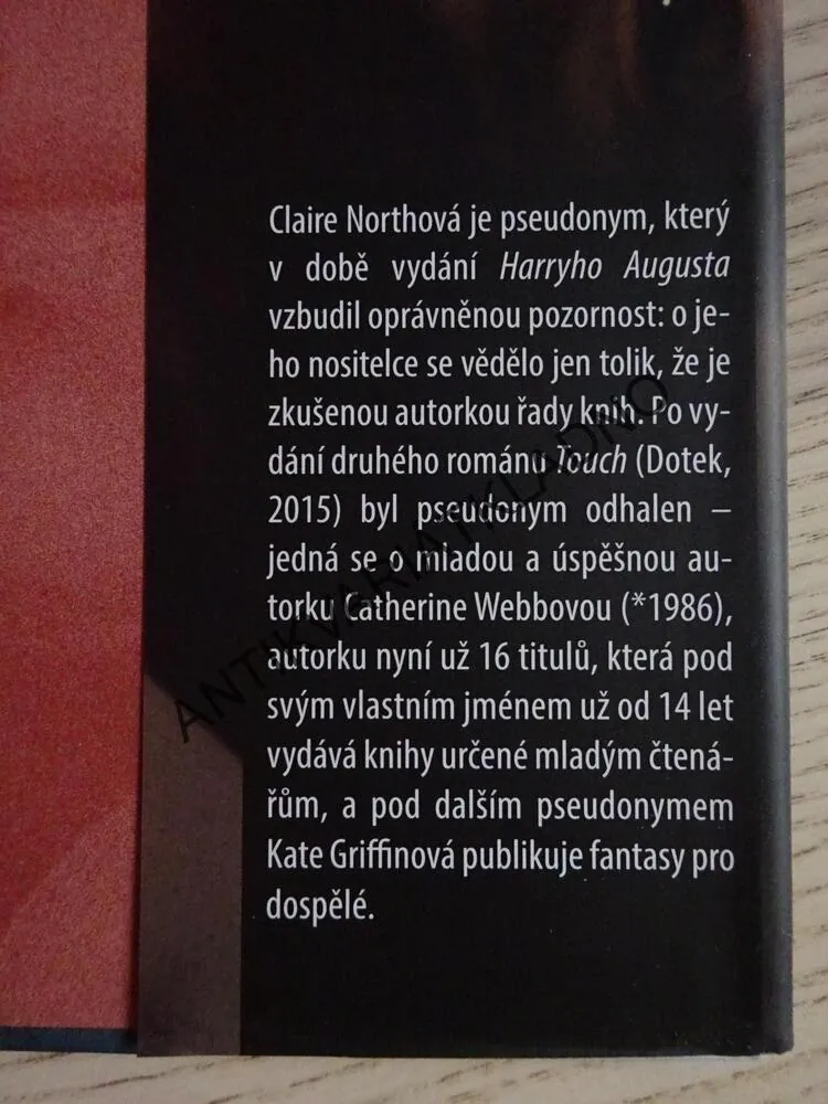PRVNÍCH PATNÁCT ŽIVOTŮ HARRYHO AUGUSTA, CLAIRE NORTHOVÁ, **an