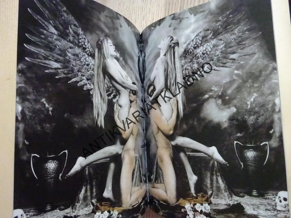 MAGIE SEXU, ARIANA A RAVEN ARGONI, **an