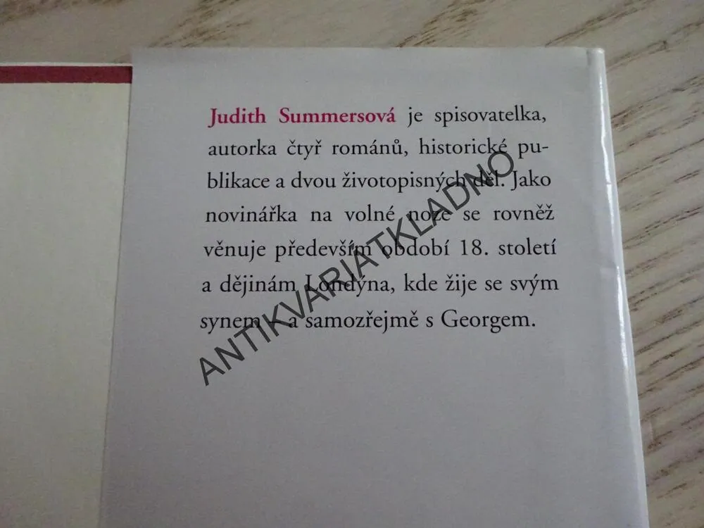 MŮJ ŽIVOT S GEORGEM, JUDITH SUMMERSOVÁ, **an