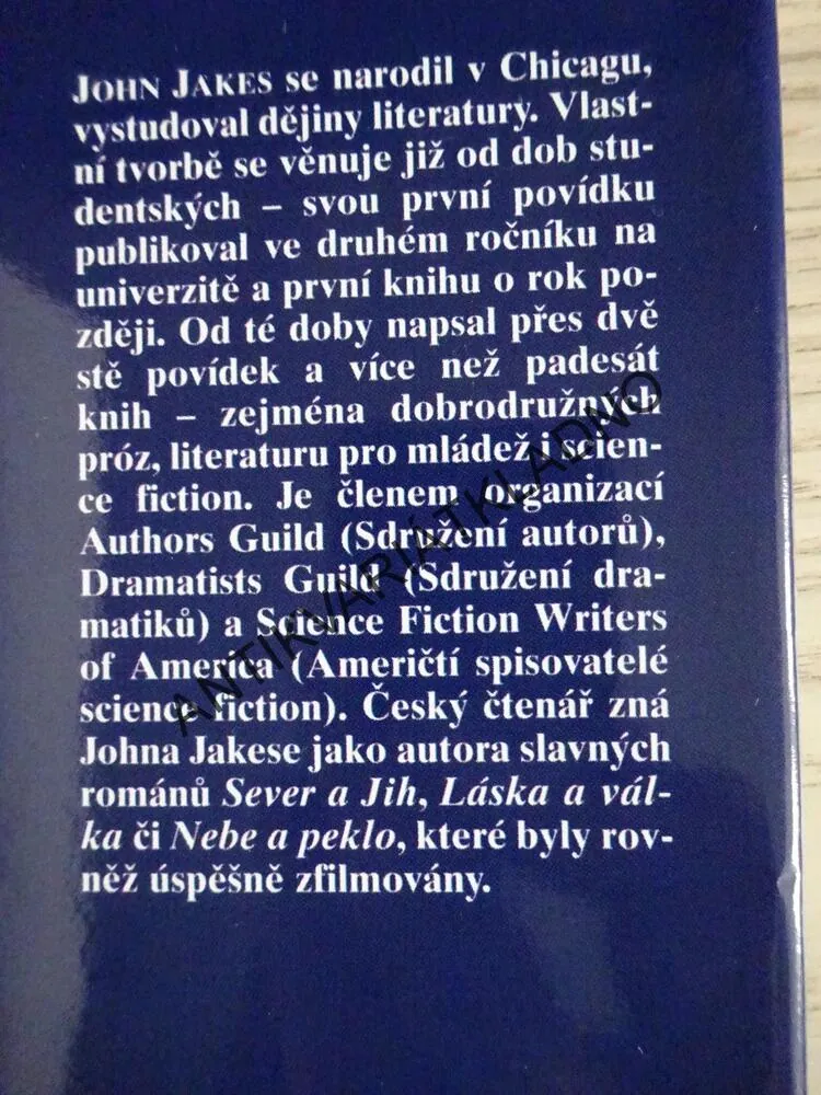 ZLOČINCI, JOHN JAKES, **an