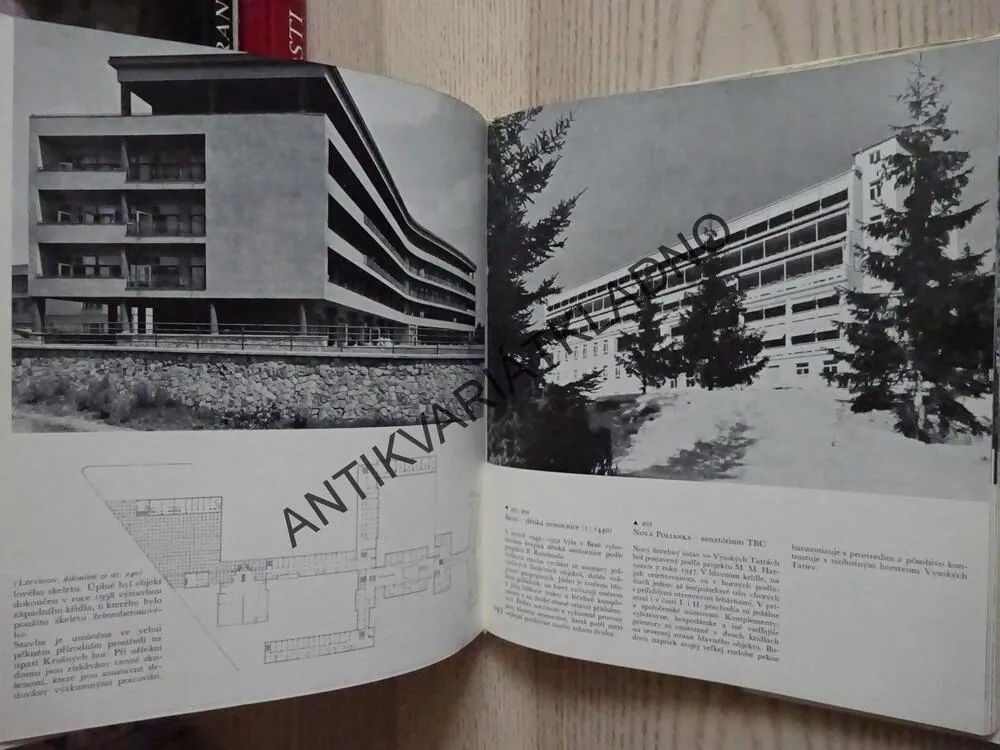 ČESKOSLOVENSKÁ ARCHITEKTURA, **an
