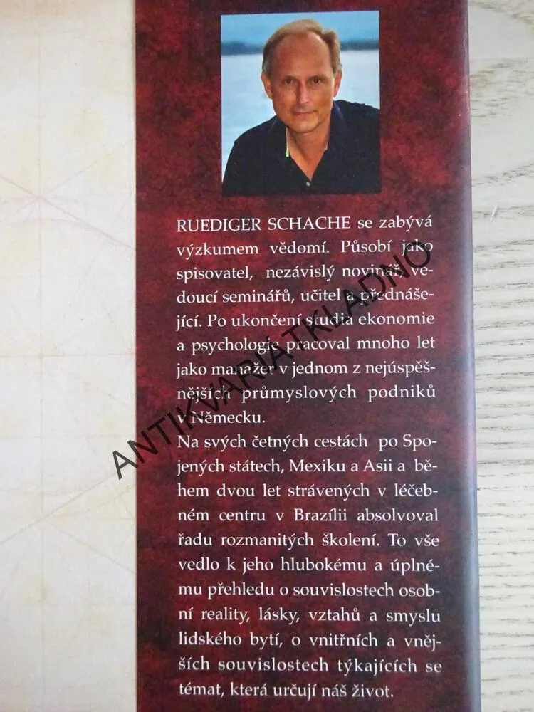 TAJEMSTVÍ PŘITAŽLIVOSTI SRDCE, RUEDIGER SCHACHE, **an