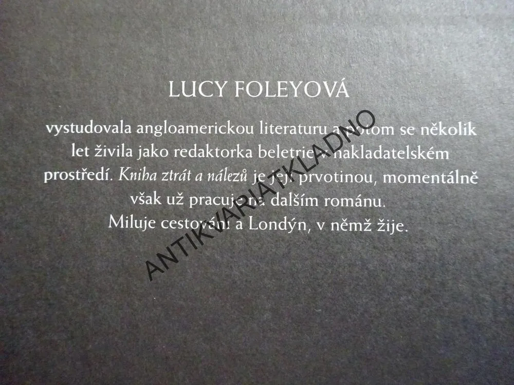 KNIHA ZTRÁT A NÁLEZŮ, LUCY FOLEYOVÁ, **an