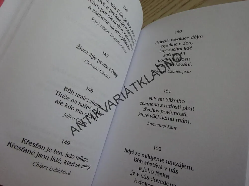 O LÁSCE, MYŠLENKY MOUDRÝCH,  **an