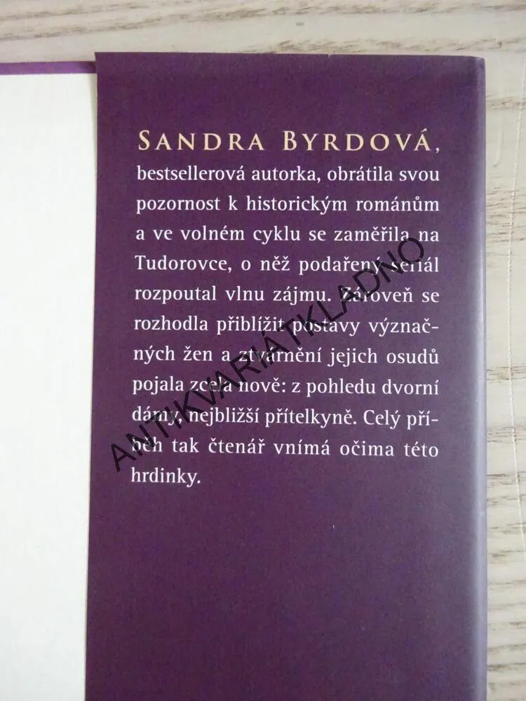 STRÁŽKYNĚ TAJEMSTVÍ, SANDRA BYRDOVÁ, **an