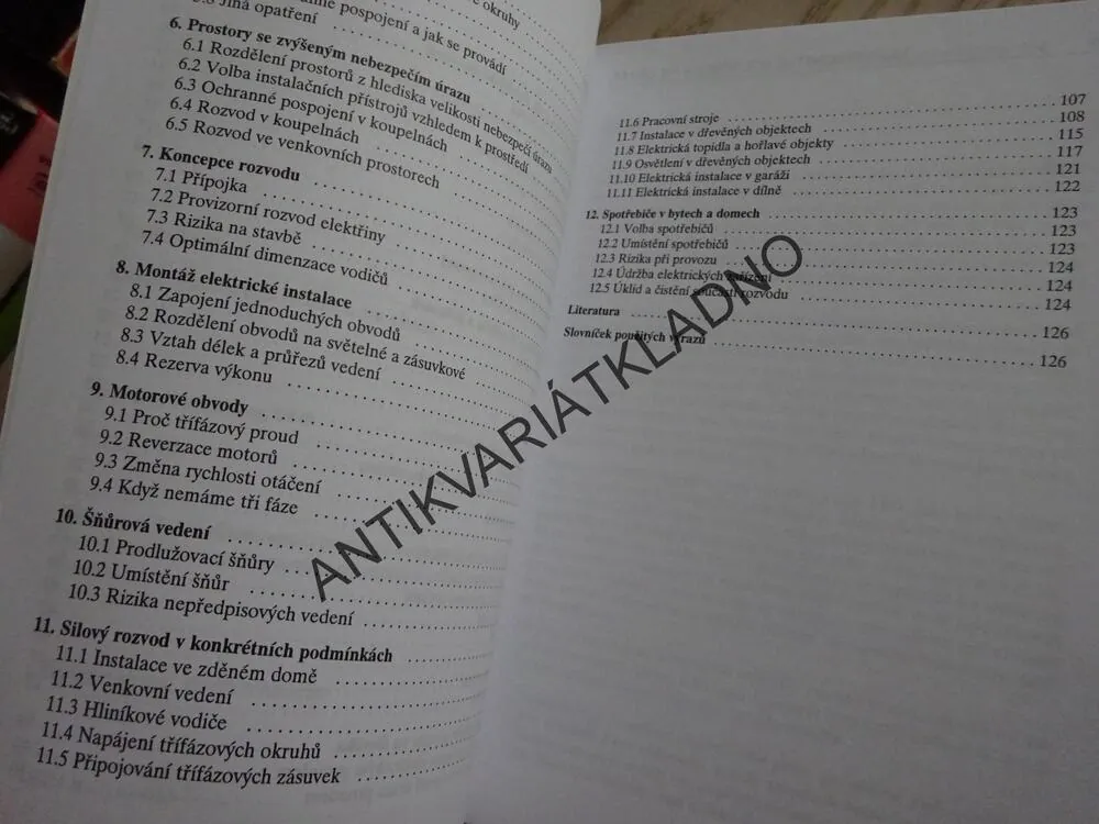 ELEKTROINSTALACE DOMA A NA CHATĚ, PROFI&HOBBY 28, KAREL ŠTECH, **an