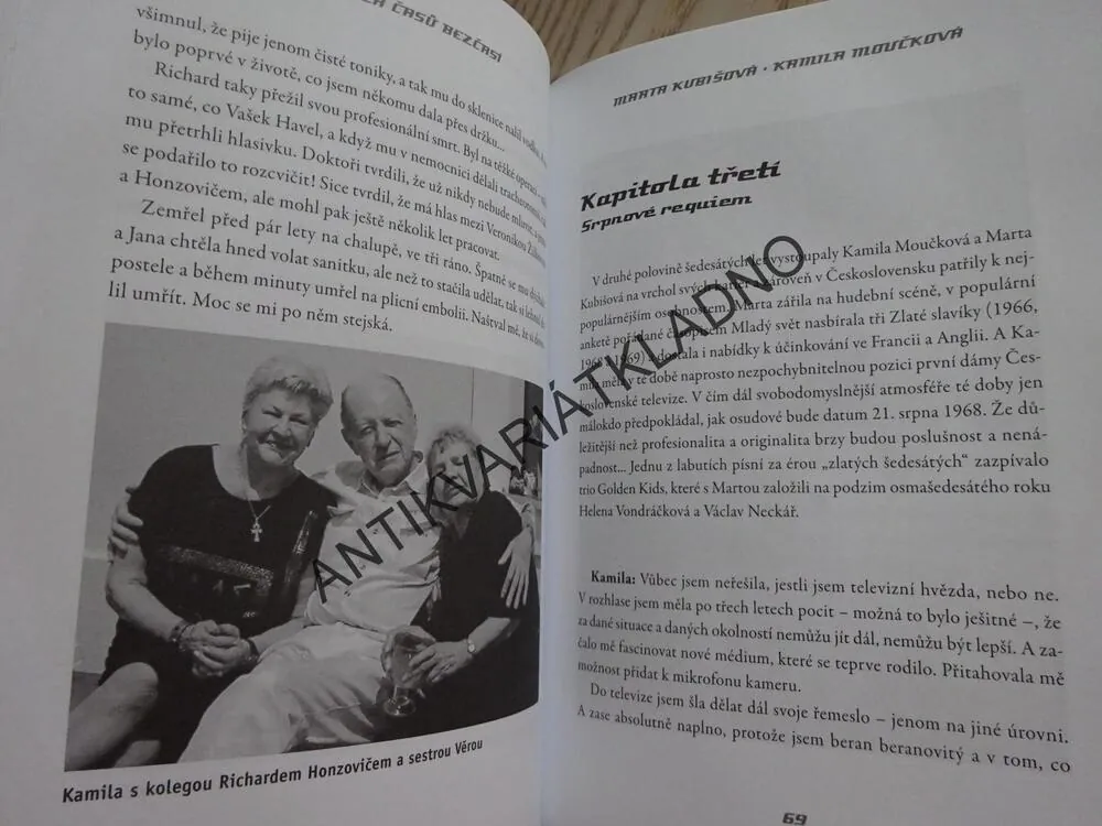 LÁSKY ZA ČAŠŮ BEZČASÍ, MARTA KUBIŠOVÁ, KAMILA MOUČKOVÁ, **an