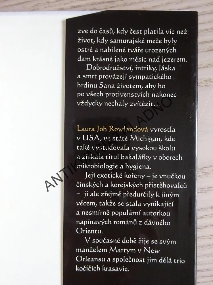PALÁC DRAČÍHO KRÁLE, LAURA JOH ROWLANDOVÁ, **an
