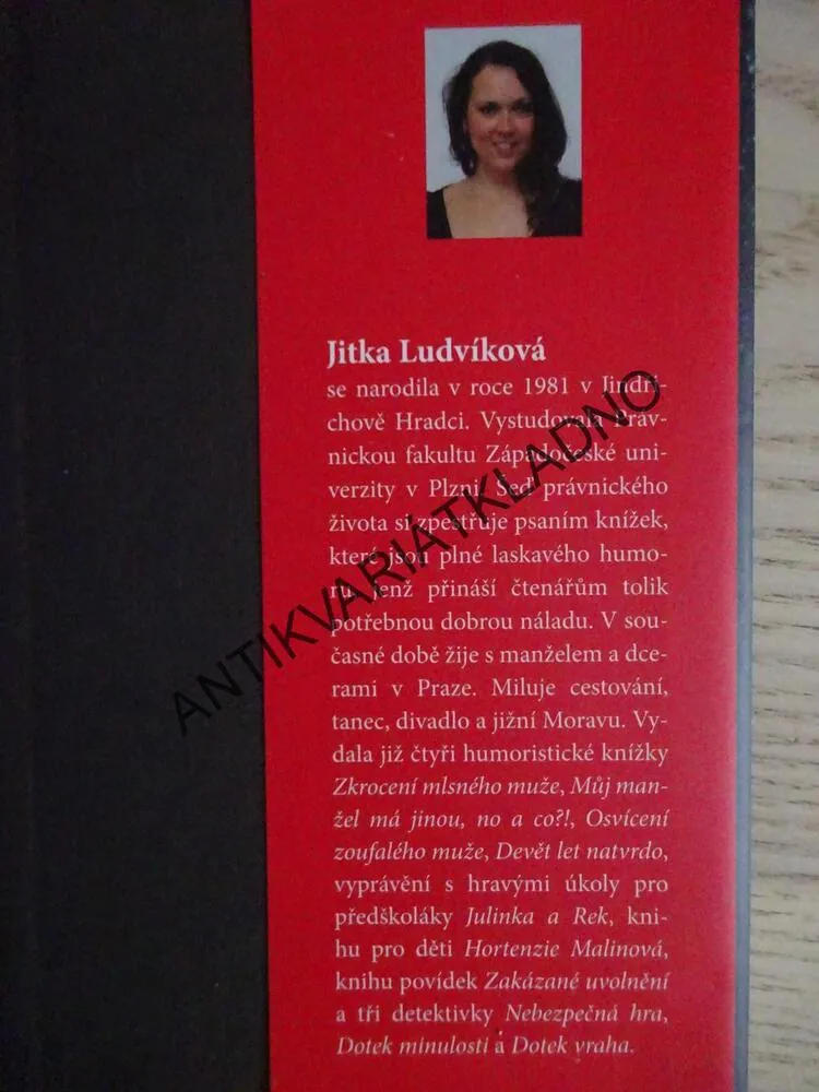 VÁNOČNÍ PŘÍPAD, JITKA LUDVÍKOVÁ, **an
